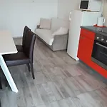 Andrea شقة